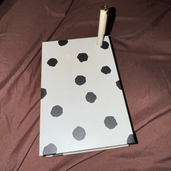 Kate Spade Spotty Dot Note Holder with Pen - Picture 1 of 4